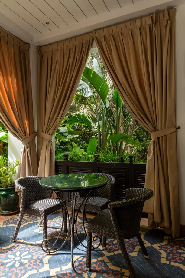 riad-villa-blanche-bar-terrasse