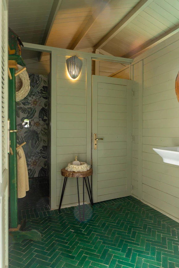 riad-villa-blanche-cabine-douche-1